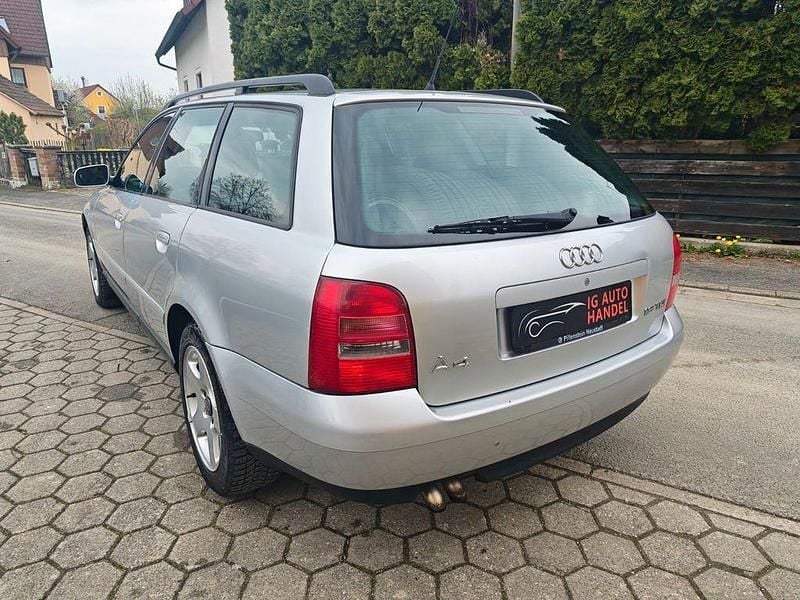 Second-hand Audi A4 Comfort 116 CP (85 kW) 2001 Argintiu Break