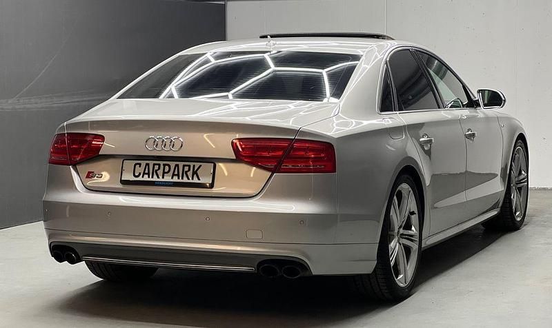 Gebraucht Audi S8 Sport 519 PS (381 kW) 2013 Silber Limousine