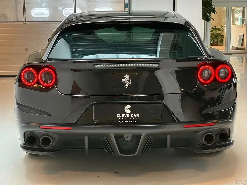 Gebraucht Ferrari GTC4Lusso 689 PS (506 kW) 2019 Schwarz Kombi