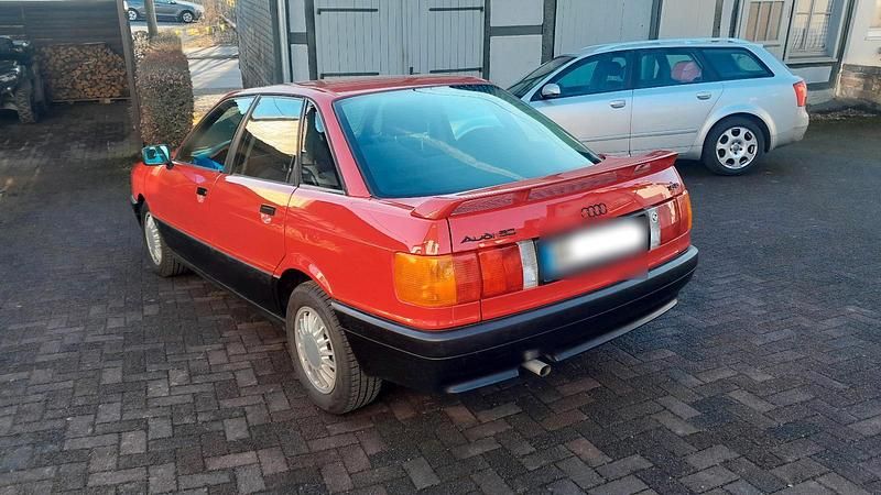 Second-hand Audi 80 90 CP (66 kW) 1990 Roșu Berlinǎ