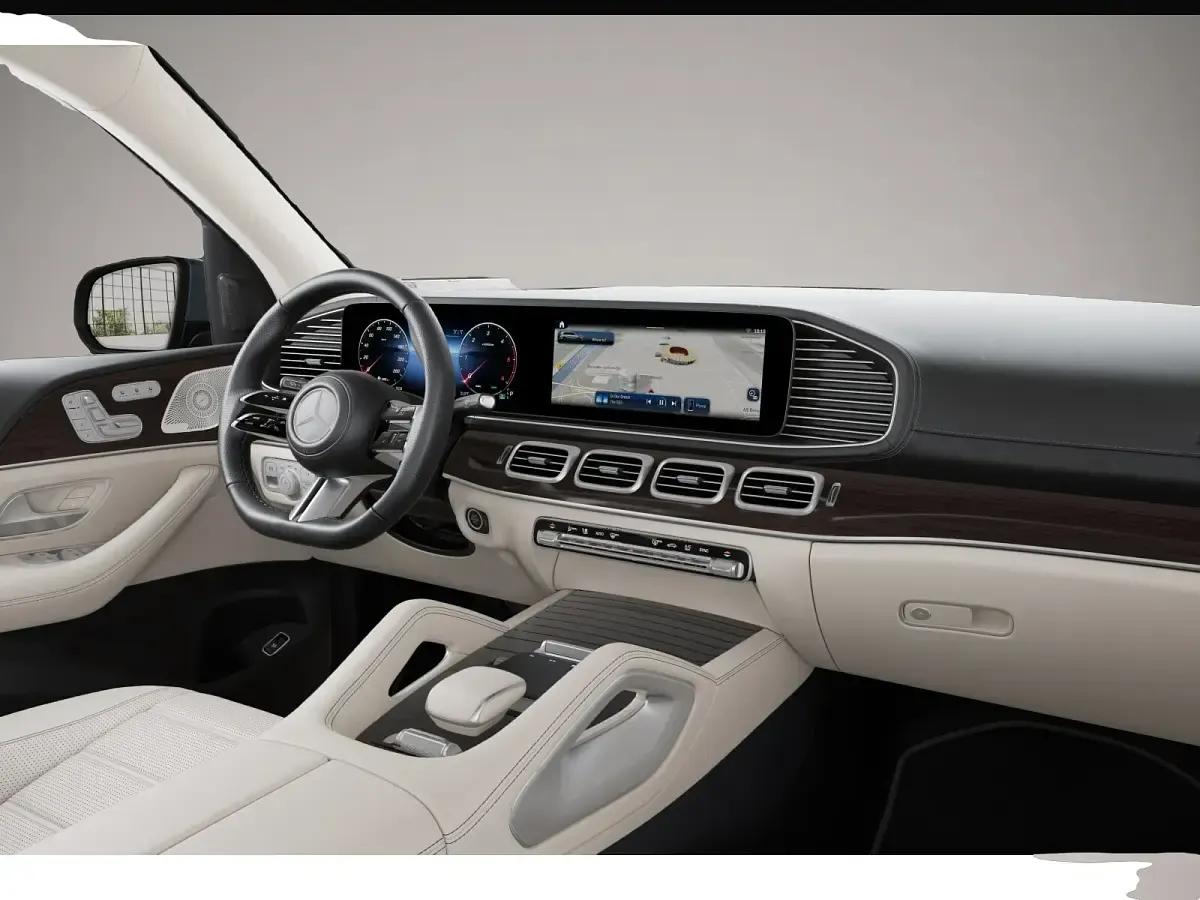 Gebraucht Mercedes GLS350 313 PS (230 kW) 2024 Blau SUV