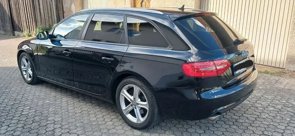 Gebraucht Audi A4 Ambition 204 PS (150 kW) 2013 Schwarz Kombi