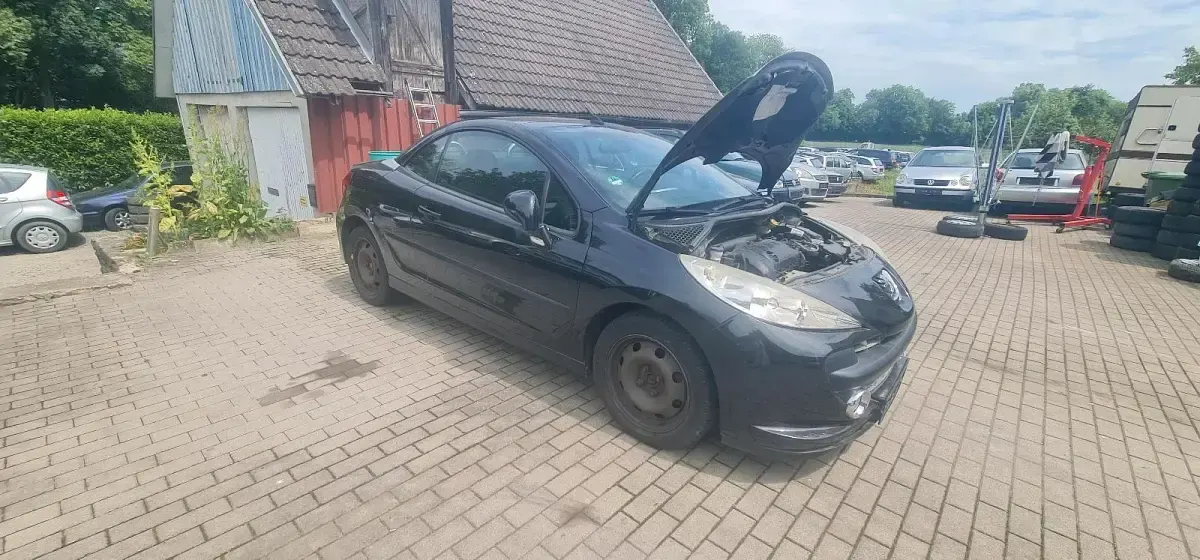 Gebraucht Peugeot 207 CC 120 PS (88 kW) 2008 Schwarz Cabrio