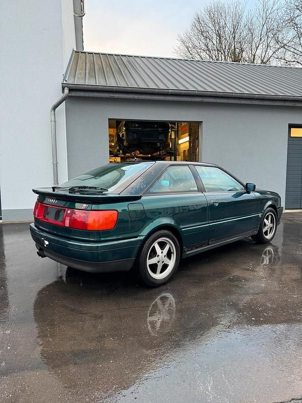 Grün Gebraucht 1991 Audi Coupé Basis Coupé | 21.900 € - Bild 1/3