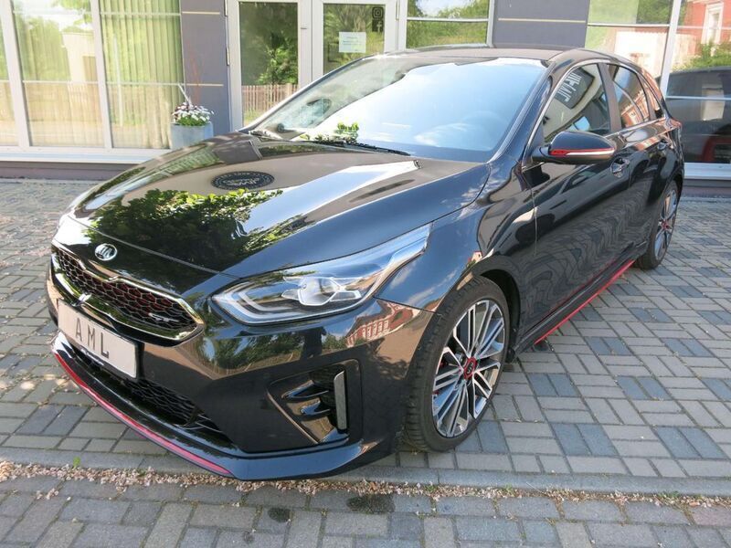 (1k) zilinaschwarz met. Gebraucht 2019 Kia Ceed GT Kleinwagen | 20.990 € (Fairer Preis) - Bild 1/4