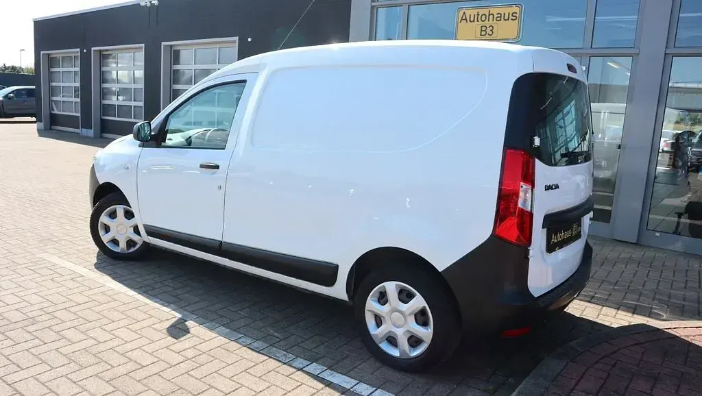 Gebraucht Dacia Dokker Essentiel 75 PS (55 kW) 2019 Weiß Van / Kleinbus