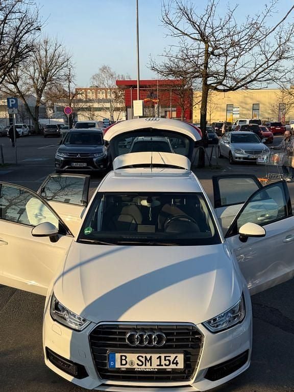 Gebraucht Audi A1 90 PS (66 kW) 2015 Weiß Kleinwagen