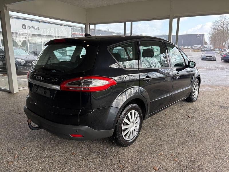 Gebraucht Ford S-MAX S 163 PS (119 kW) 2014 Schwarz Van / Kleinbus