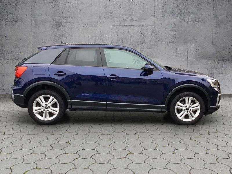 Gebraucht Audi Q2 Advanced Plus 150 PS (110 kW) 2024 Navarrablau metallic SUV
