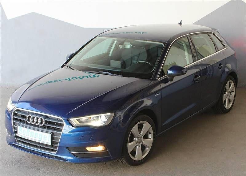 Gebraucht Audi A3 Ambition 110 PS (80 kW) 2015 Blau Limousine