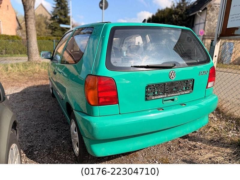 Usata VW Polo Basis 60 CV (44 kW) 1996 Verde