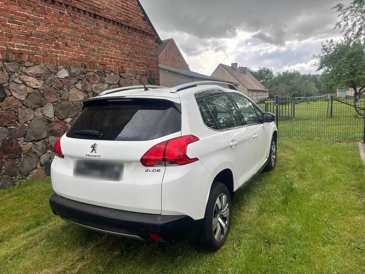 Gebraucht Peugeot 2008 82 PS (60 kW) 2013 Weiß SUV