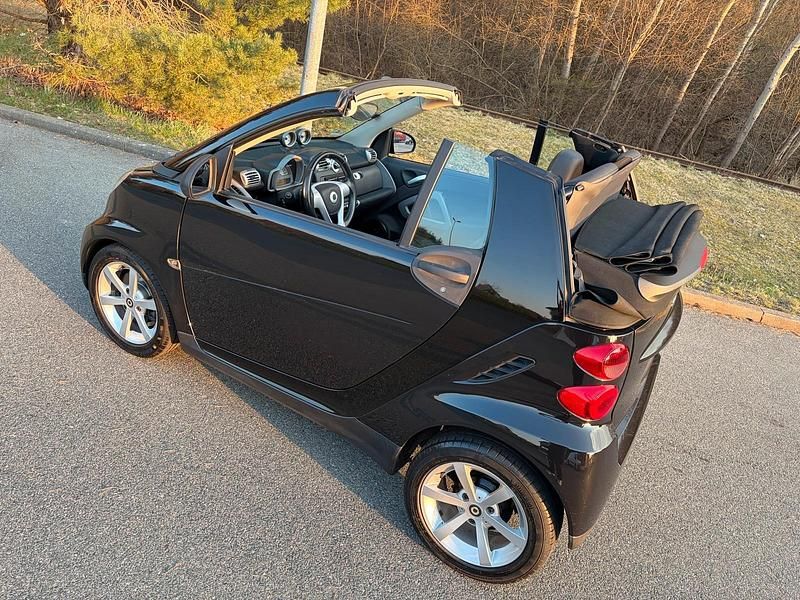 Gebraucht Smart ForTwo Cabrio 45 PS (33 kW) 2007 Schwarz Cabrio