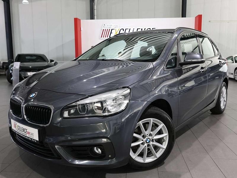Gebraucht BMW 218 Advantage 150 PS (110 kW) 2018 Mineralgrau metallic Van / Kleinbus