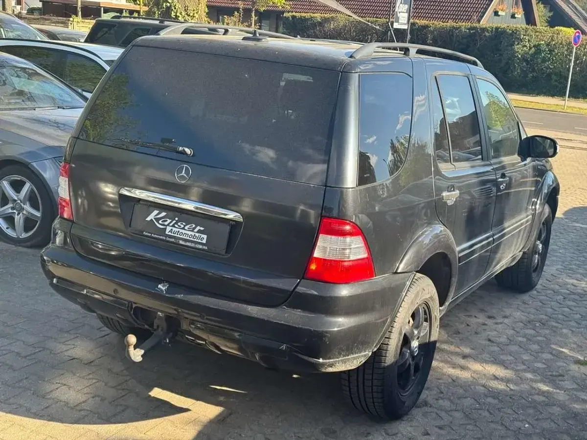 Gebraucht Mercedes ML500 292 PS (214 kW) 2005 Schwarz SUV