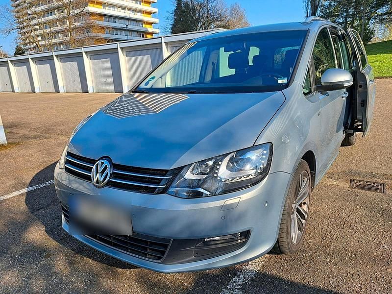 Gebraucht VW Sharan Cup 140 PS (102 kW) 2014 Grau Van / Kleinbus