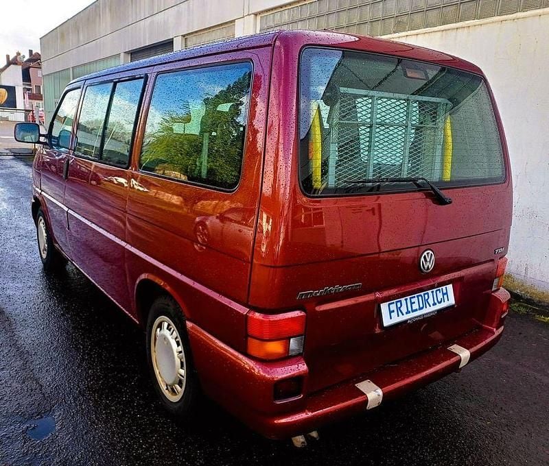 Gebraucht VW T4 102 PS (75 kW) 2000 Rot Van