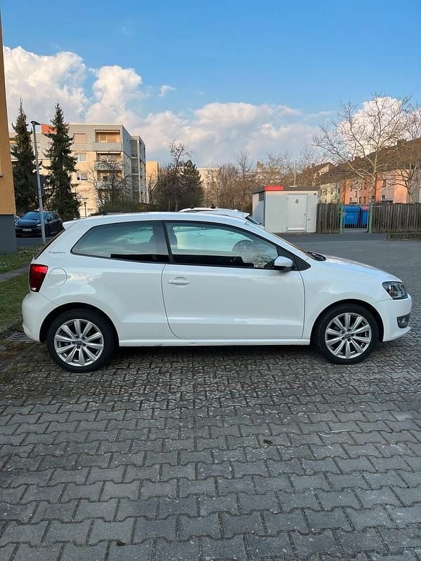 Gebraucht VW Polo 105 PS (77 kW) 2010 Weiß Kleinwagen