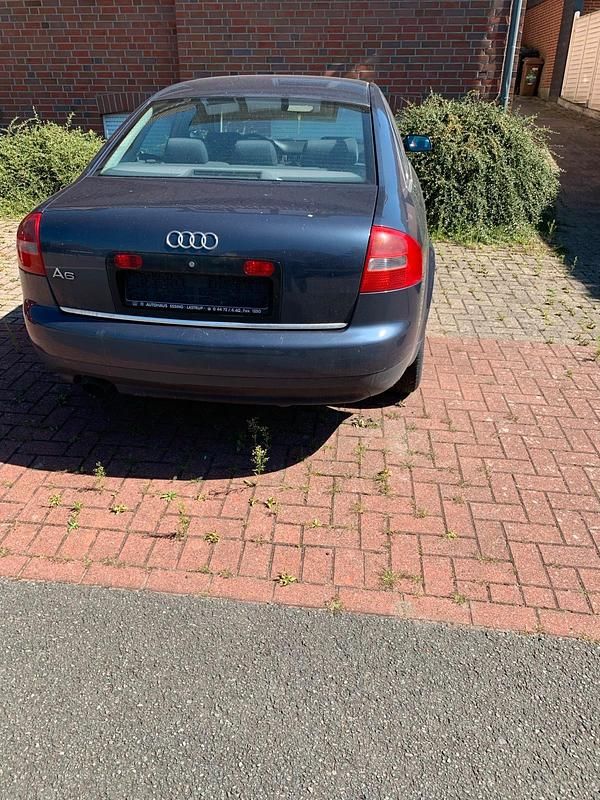 Gebraucht 2004 Audi A6 Limousine | 800 € (Superpreis) - Bild 1/4