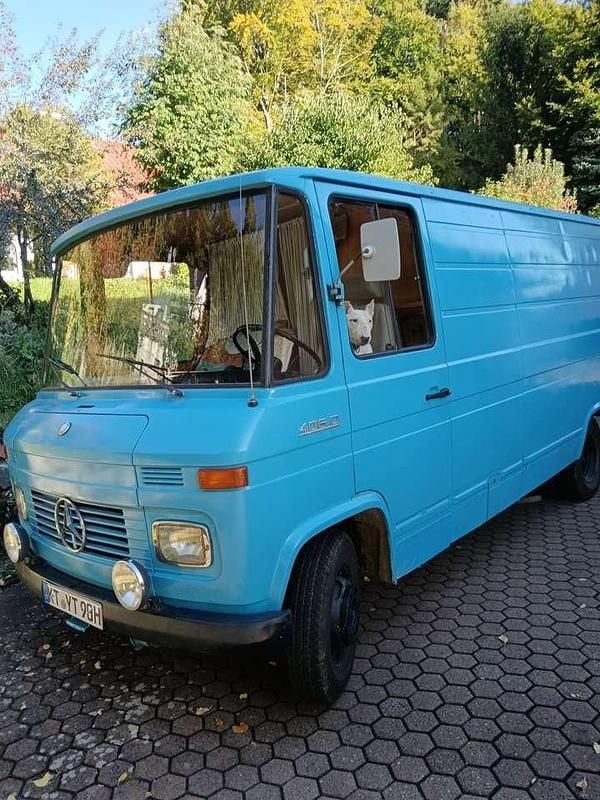 Blau Gebraucht 1968 Mercedes T1 Van | 11.500 € - Bild 1/4