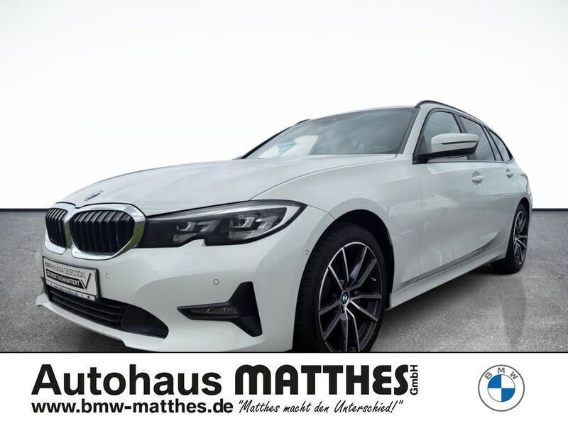 Weiss Gebraucht 2021 BMW 318 Advantage Kombi | 23.550 € (Fairer Preis) - Bild 1/4