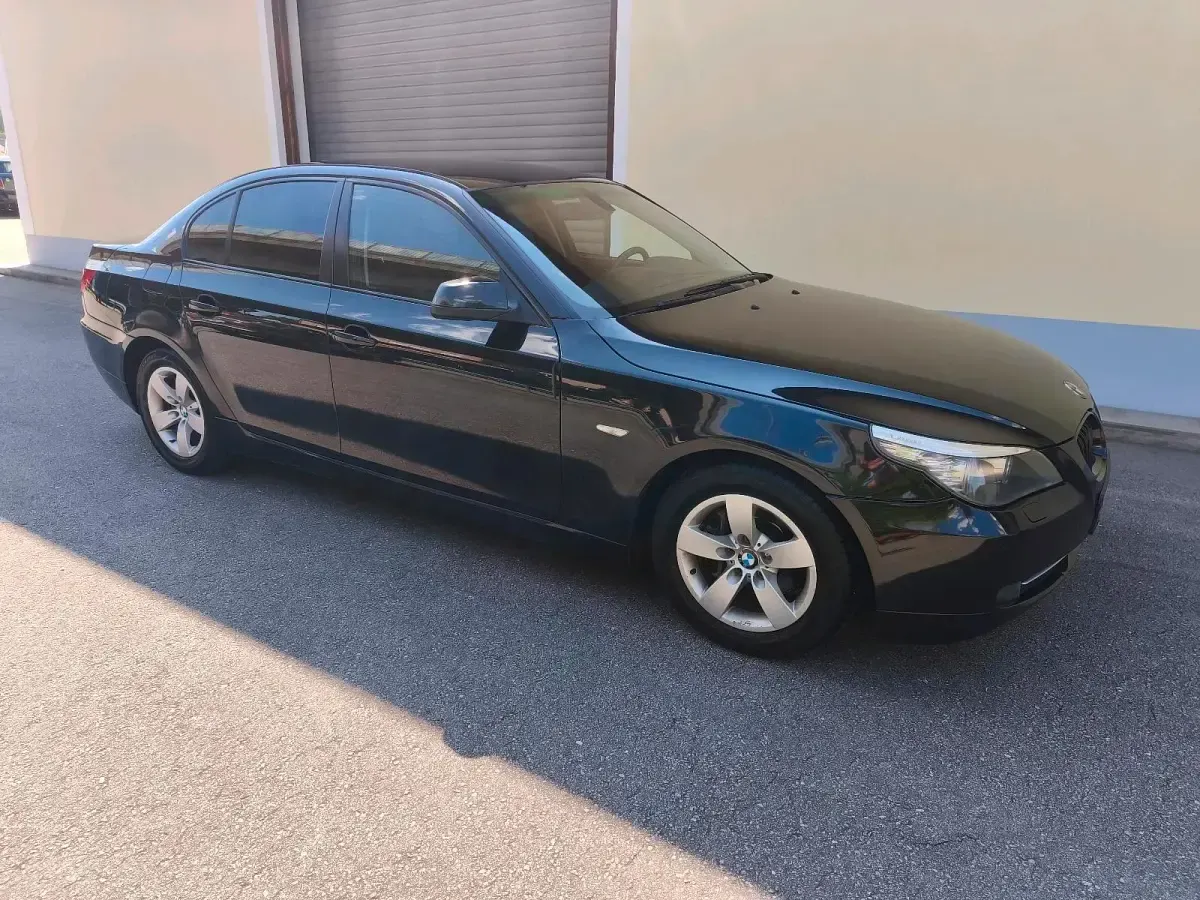 Gebraucht BMW 520 Comfort Edition 177 PS (130 kW) 2010 Schwarz Limousine