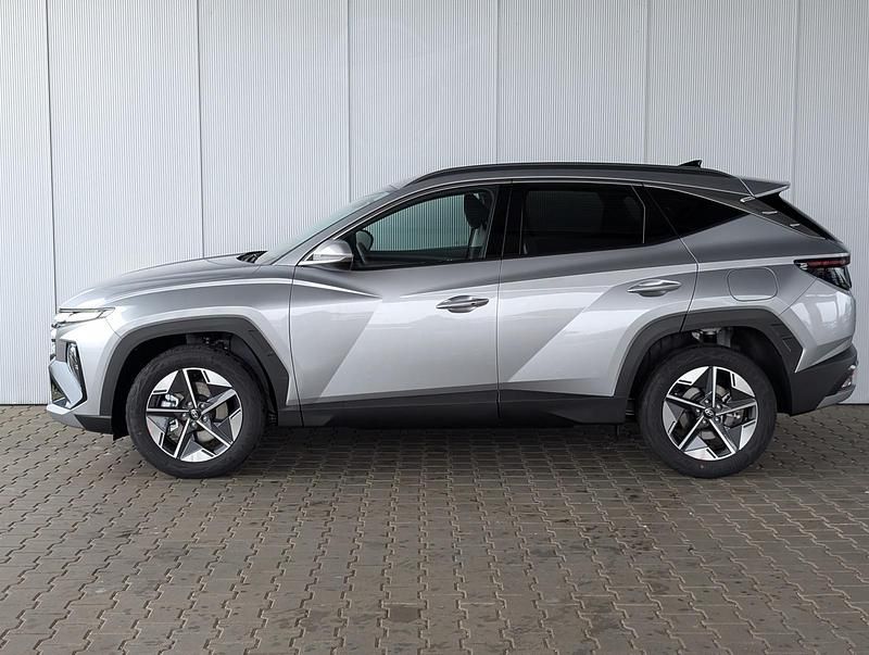 Shimmering silver Neu 2025 Hyundai Tucson SUV | 31.690 € (Superpreis) - Bild 1/2