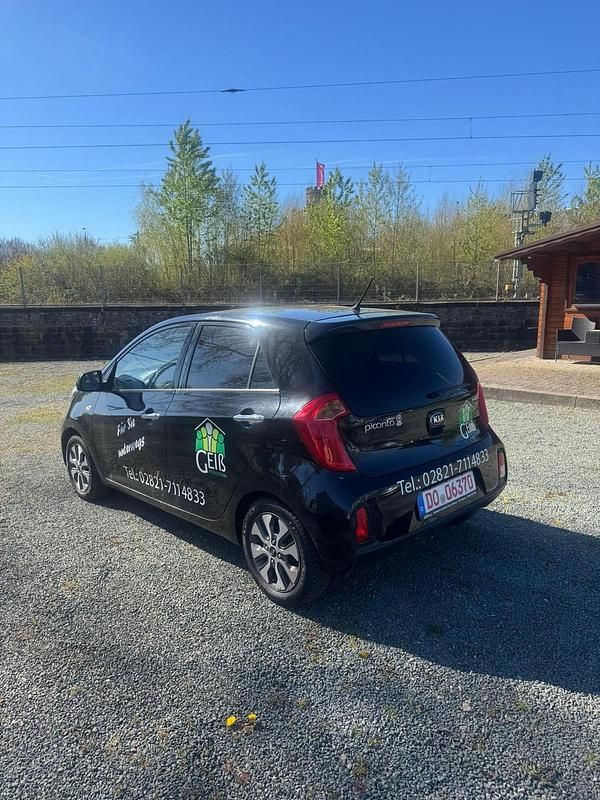 Gebraucht Kia Picanto 69 PS (50 kW) 2016 Schwarz Kleinwagen