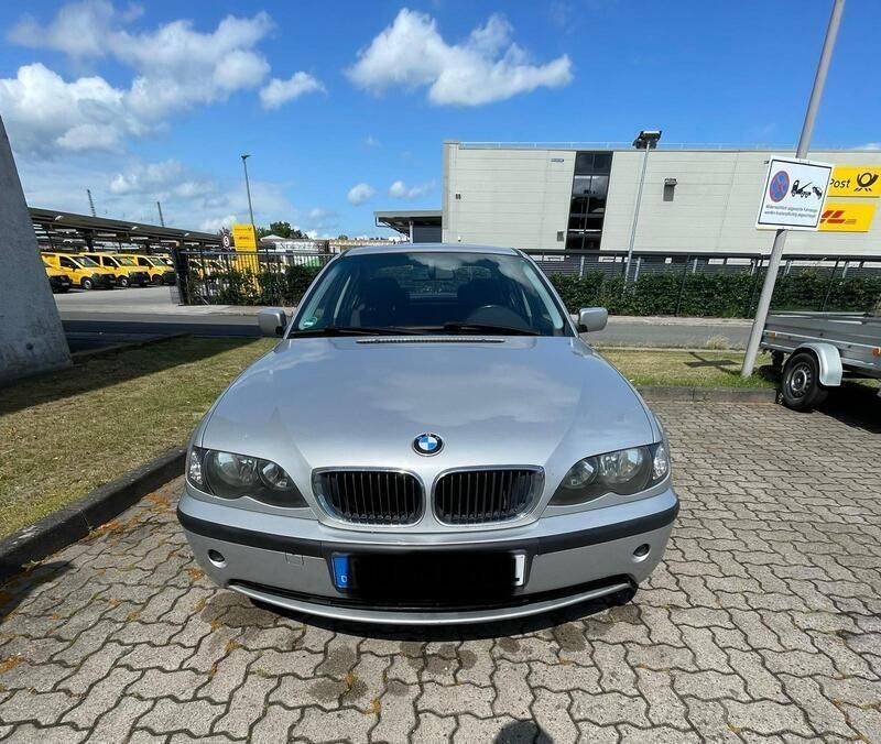 Silber Gebraucht 2003 BMW 316 Limousine | 1.200 € (Guter Preis) - Bild 1/4