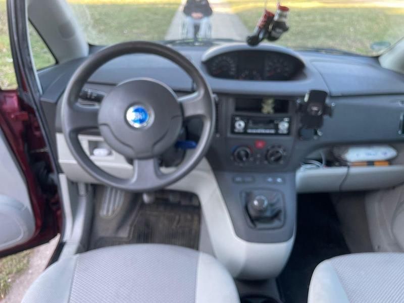 Gebraucht Fiat Idea Active 80 PS (58 kW) 2004 Rot Van / Kleinbus