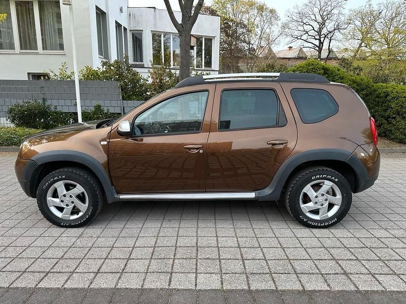 Usata Dacia Duster 105 CV (77 kW) 2011 Marrone SUV
