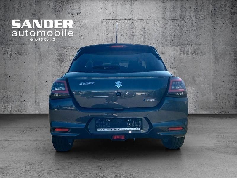 Neu Suzuki Swift 83 PS (61 kW) 2025 Grau Kleinwagen