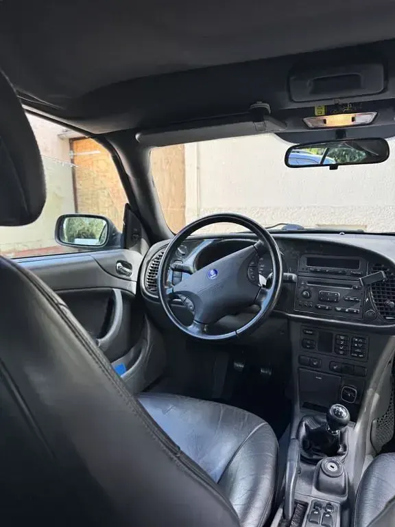 Używany Saab 9-3 Cabriolet 150 KM (110 kW) 2002 Czarny Kabriolet