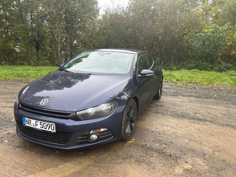 Blau Gebraucht 2011 VW Scirocco Coupé | 7.900 € (Guter Preis) - Bild 1/4