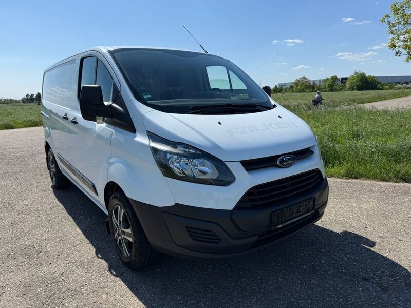 Weiß Gebraucht 2016 Ford Transit Custom Van | 11.900 € - Bild 1/4