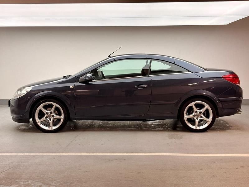 Gebraucht Opel Astra Cabriolet 140 PS (102 kW) 2008 Blau Cabrio