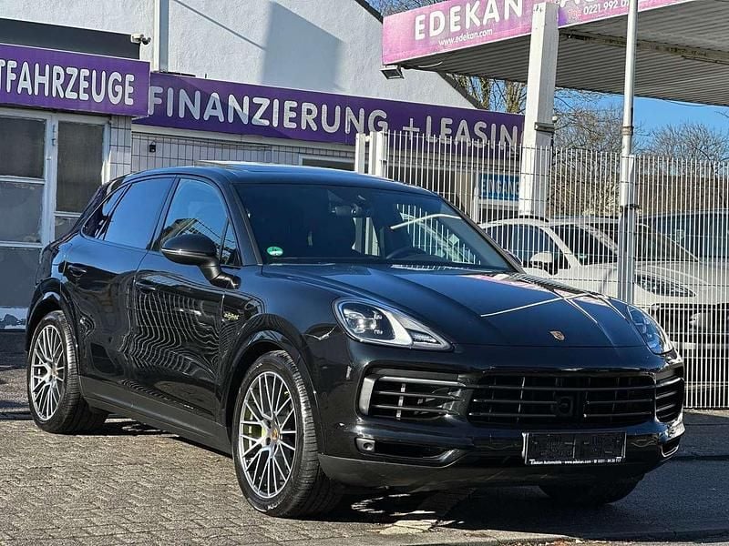 Gebraucht Porsche Cayenne Platinum Edition 340 PS (250 kW) 2023 Chromitschwarzmetallic SUV