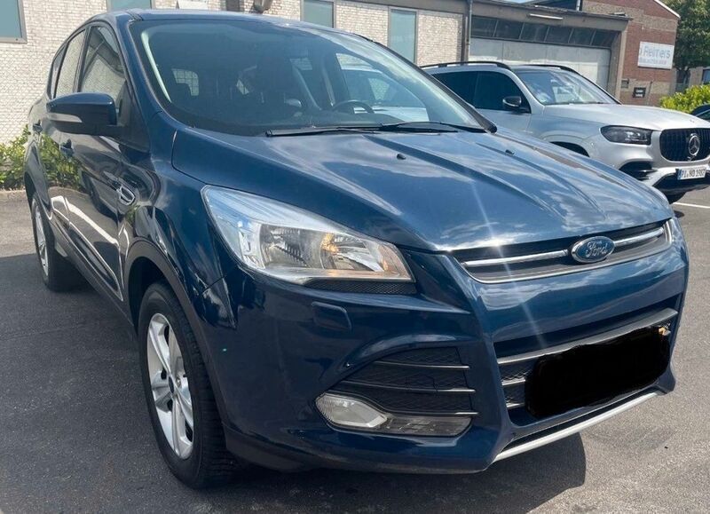 Blau Gebraucht 2016 Ford Kuga Trend SUV | 7.900 € (Superpreis) - Bild 1/4