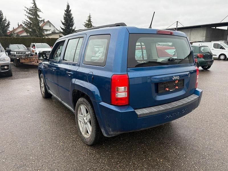 Gebraucht Jeep Patriot 170 PS (125 kW) 2011 Blau SUV