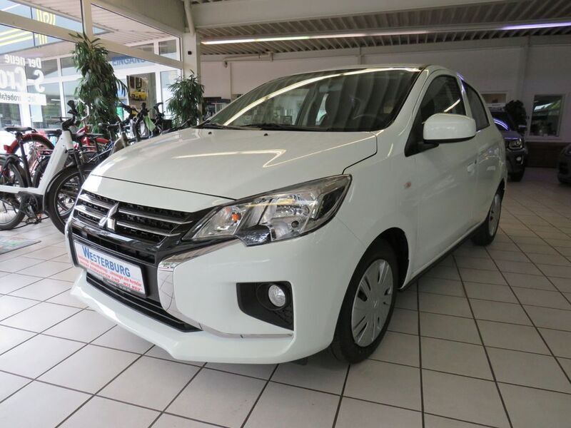 Weiß Gebraucht 2023 Mitsubishi Space Star Select Limousine | 13.600 € (Etwas zu teuer) - Bild 1/4