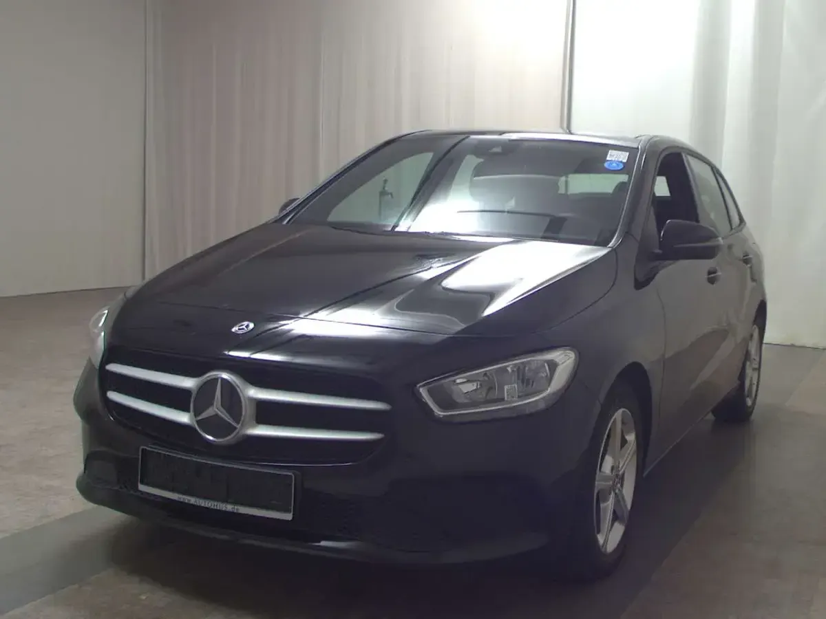 Gebraucht Mercedes B250 160 PS (117 kW) 2022 Schwarz Kleinwagen