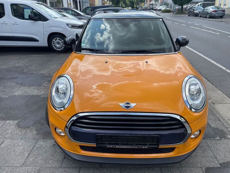 Gebraucht Mini Cooper 136 PS (100 kW) 2017 Orange Kleinwagen