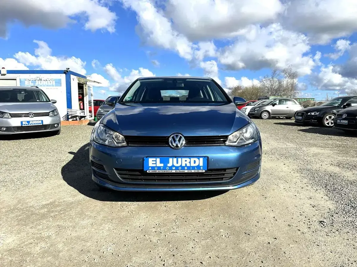 Gebraucht VW Golf VII Comfortline 86 PS (63 kW) 2013 Pacific blue metallic Kleinwagen