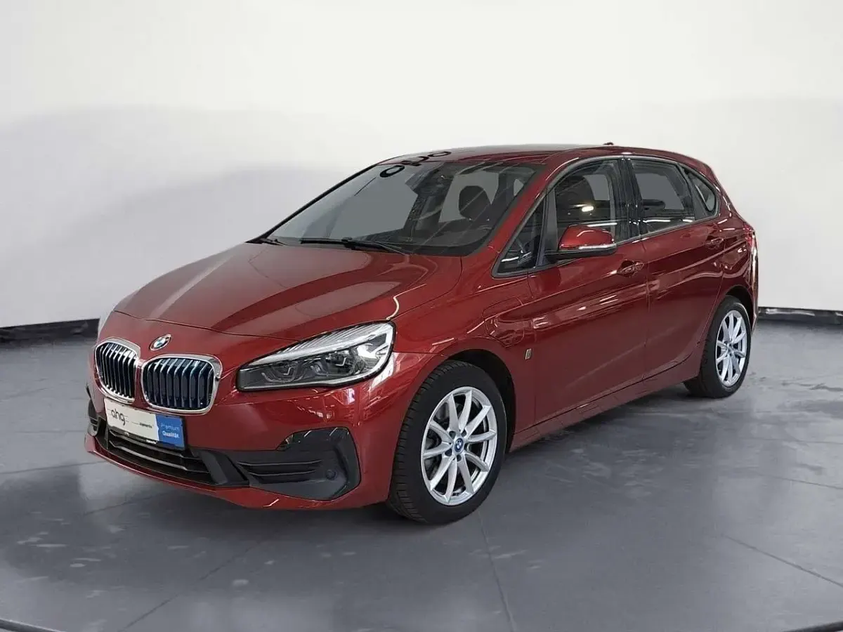 Gebraucht BMW 225 Active Tourer iPerformance 224 PS (164 kW) 2019 Rot Van / Kleinbus