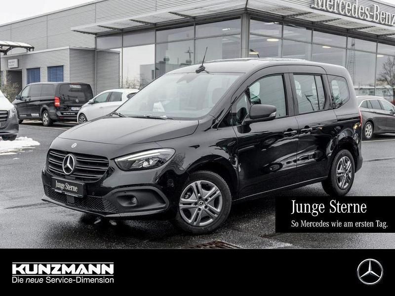 Gebraucht Mercedes Citan 113 131 PS (96 kW) 2023 Loparitschwarz metallic Kombi