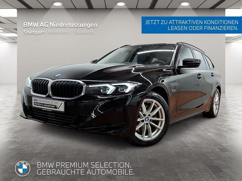 Gebraucht BMW 320e 163 PS (119 kW) 2022 Schwarz Kombi