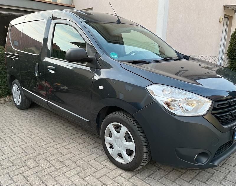 Gebraucht Dacia Dokker 130 PS (95 kW) 2020 Grau Van / Kleinbus