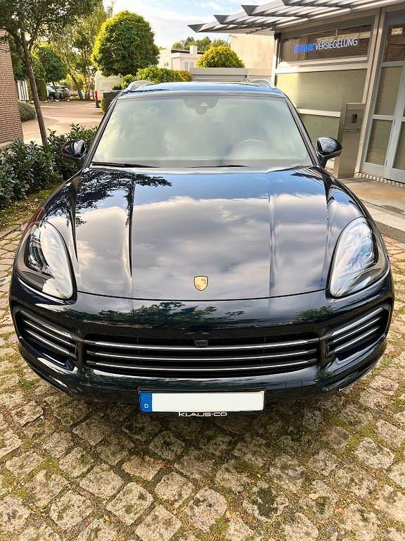 Second-hand Porsche Cayenne 340 CP (250 kW) 2018 Albastru SUV