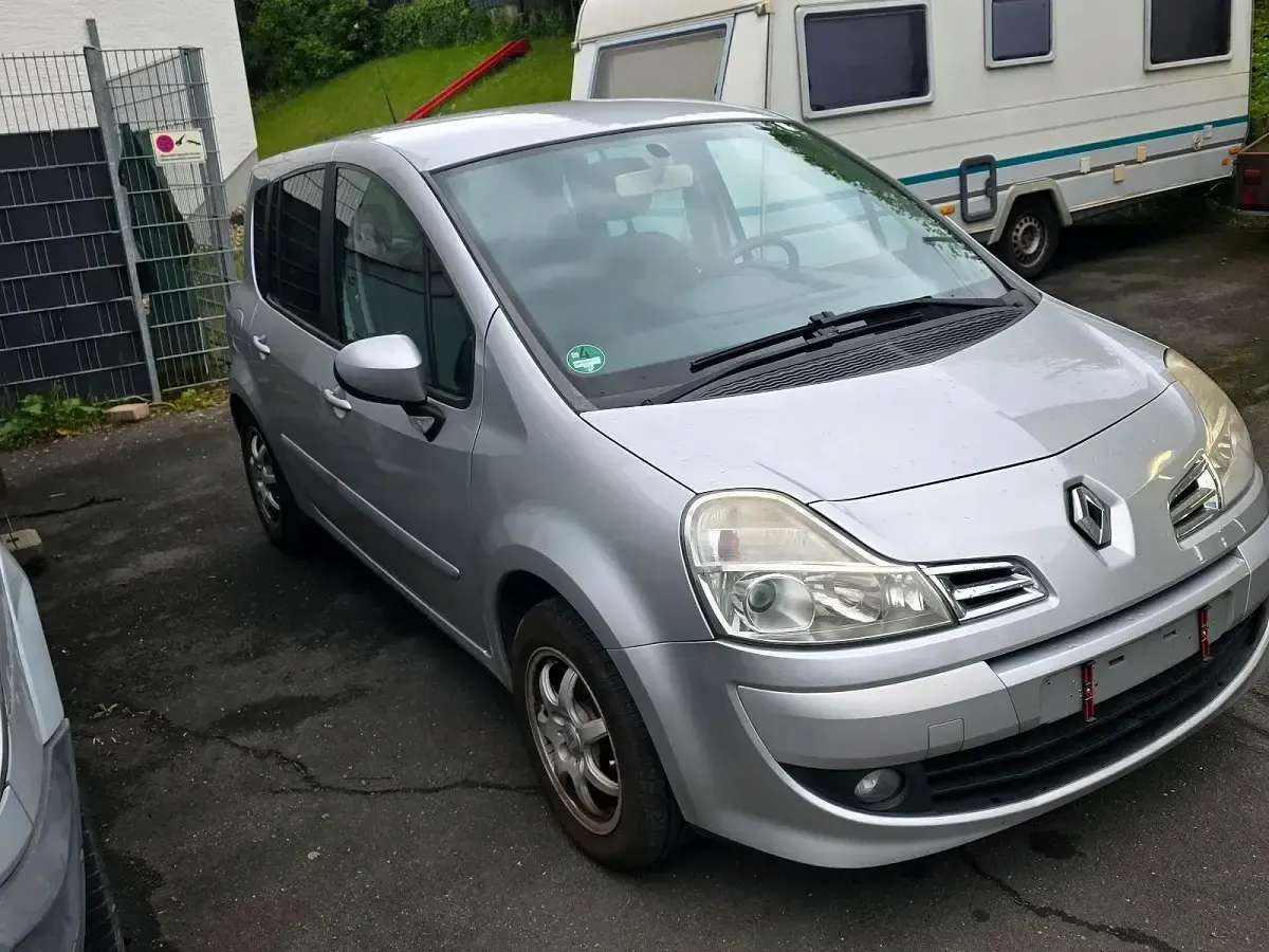 Brugt Renault Modus 103 HK (75 kW) 2011 Sølv MPV