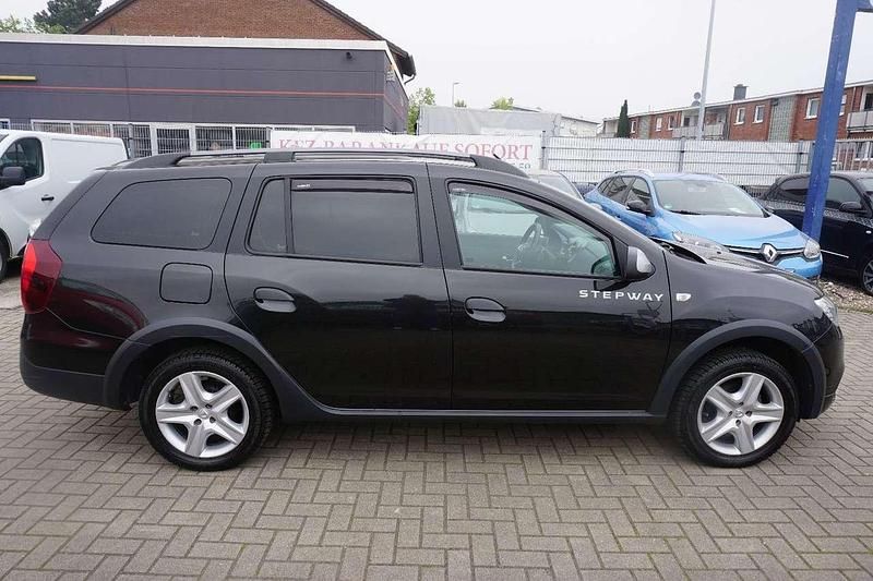 Gebraucht Dacia Logan MCV Stepway 90 PS (66 kW) 2020 Schwarz Kombi